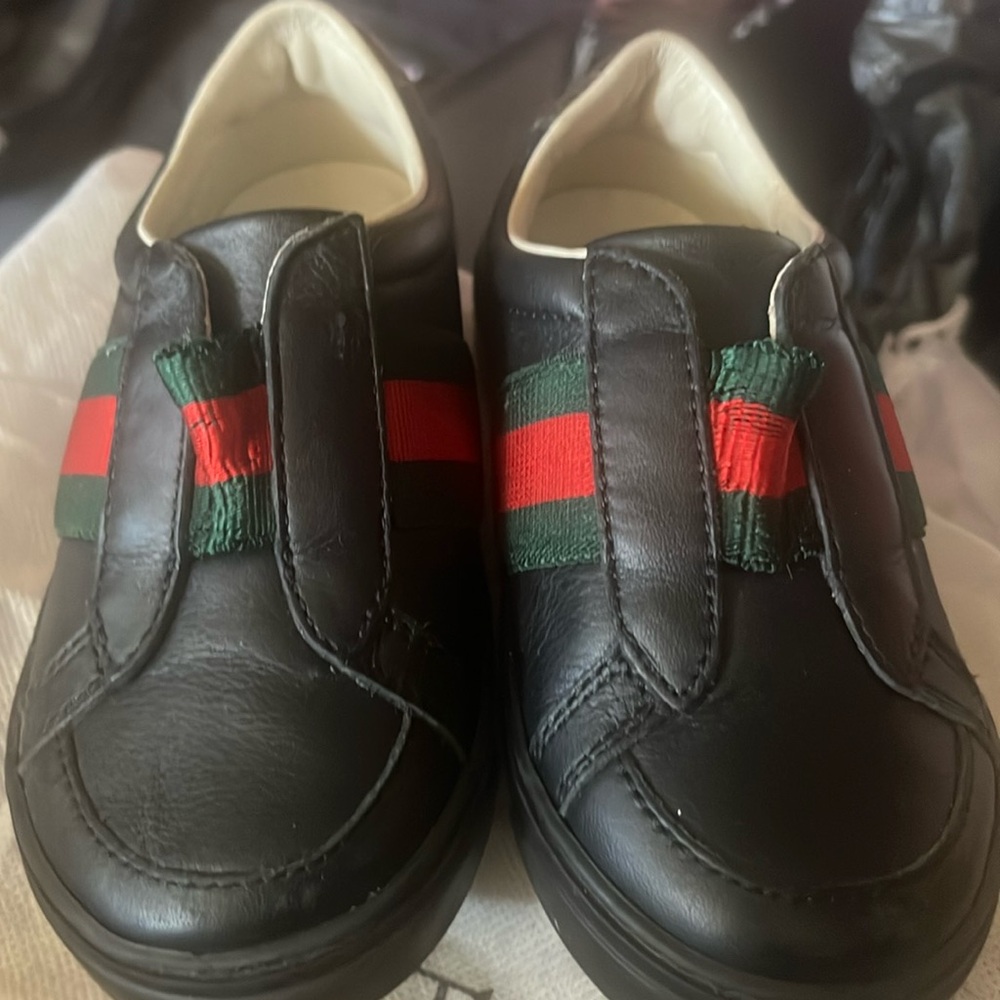 Gucci kids shoes